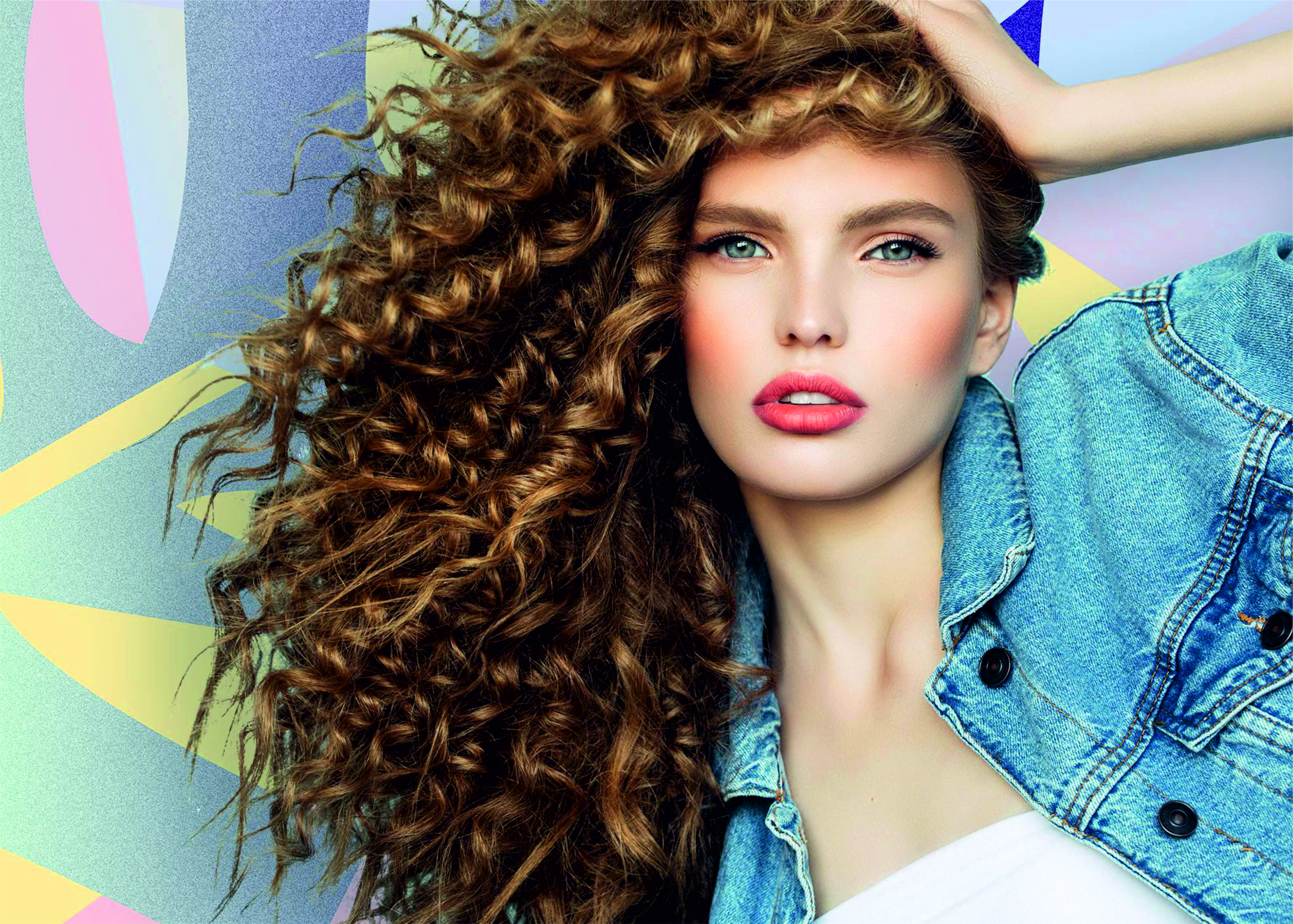 As melhores espumas para cabelos encaracolados